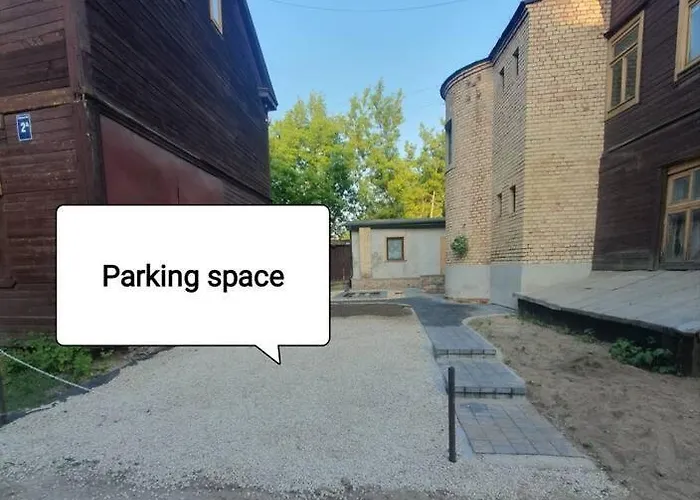 New In Historic House Apartment